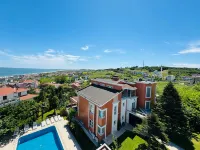 Treekos Suite Hotel - Bergblick