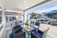 Ocean Breeze Buyout by Avantstay Steps to Beach!