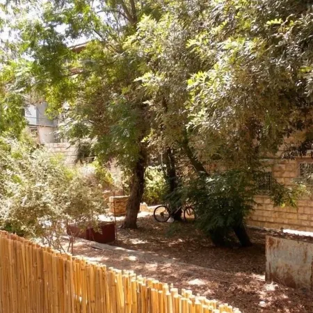 Gorgeous 2 Bedroom Kosher  Apt. in Nachlaot, Adjacent to Town