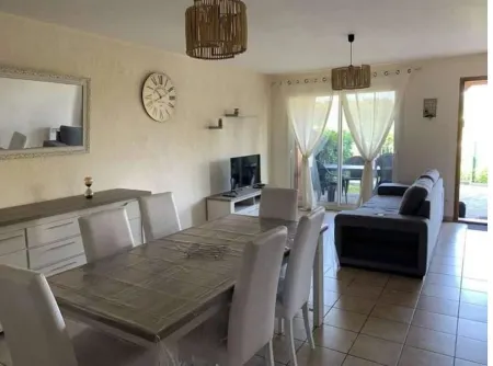 Appart. Charming T3 in American-style residence