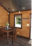 The Bear Den (Secluded in Amish Country and peaceful)