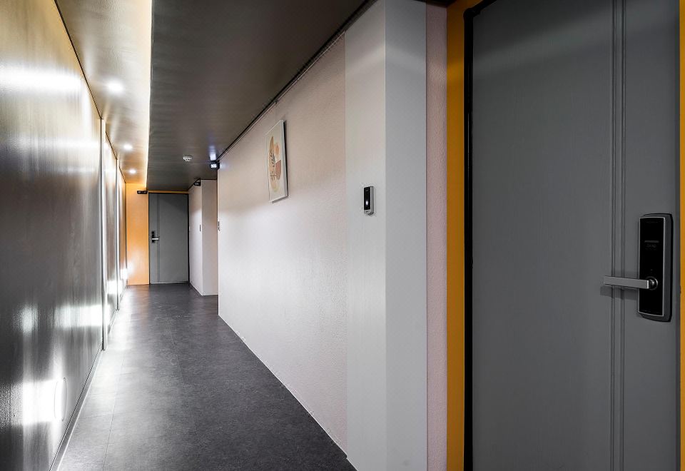 2. 호텔얌천안신부점..