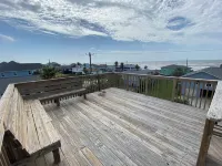 3/2 house in Galveston - 4.5 Miles West of Seawall. Only 1 minute walk to beach! Hotels near West End