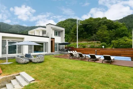 Seongju Art Village Pension Отели в г. Сонджу