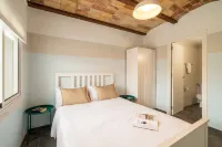 Collblanc Apartment by Olala Homes Hotel dekat Parque Can Vidalet