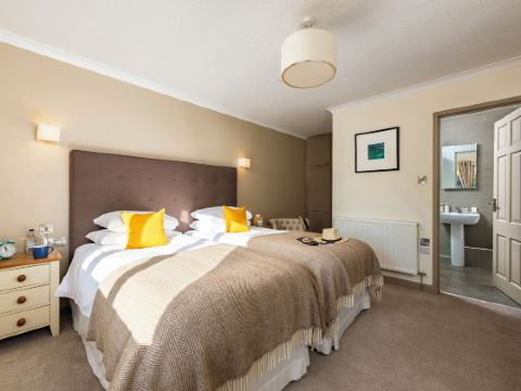 The Tytherleigh Arms