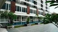Greenpark Apartemen by Golom Room