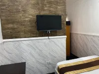 Camzy Villa Hotel Hotels near Dantata Estate shopping plaza