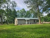 Peaceful 1-bedroom cottage with WiFi, AC in the country