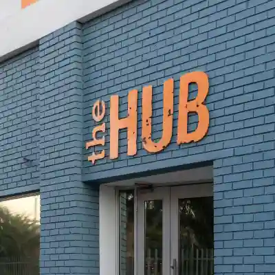 The Hub 602 Hotel Exterior