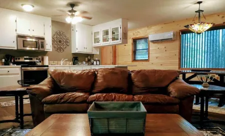 Escape to The Trees Cabin