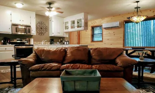 Escape to The Trees Cabin