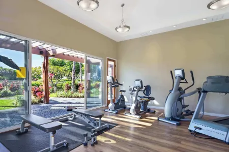 Hale Laki Stunning Resort Condo, Walk to Beach! Отели в г. Остров Гавайи