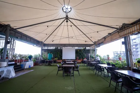 Hotel Vrishali Executive