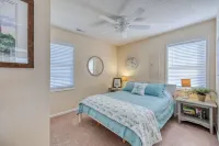 Surf City Off Island Retreat! 2.5 mi to beach - Flexible booking days!