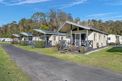Tasman Holiday Parks - Merimbula Hotels near Merimbula Air Services