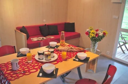 Camping La Chapelle Отели в г. Крёз