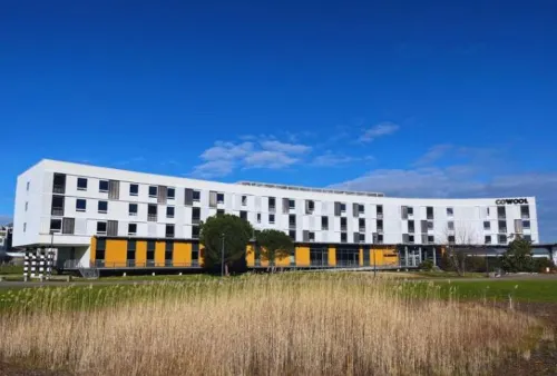 COWOOL Toulouse Hotels in Portet-sur-Garonne