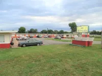 Rivers Inn - parking