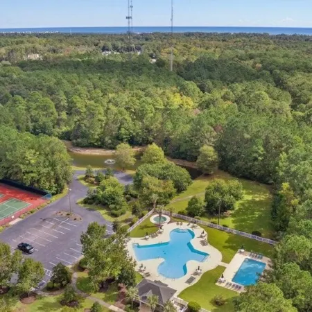 True Blue Renovated 2B/3B or 3B/3B Same Price Top Floor Unit Best View !!