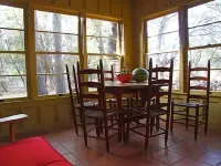Secluded Western Ranch House on 4 Acres Near Bandera Hotele w: Bandera County