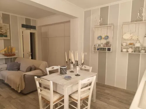 Eumaeos Spitakia Hotels in Apollonii