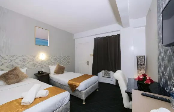 巴丹大半島套房酒店