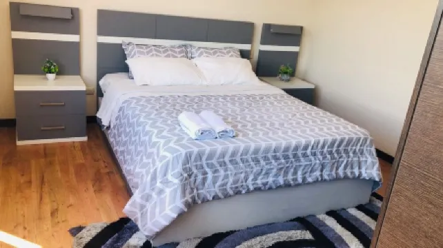 Cozy  private apartment [SUITE] with WiFi, amazing top view in charming Cuenca