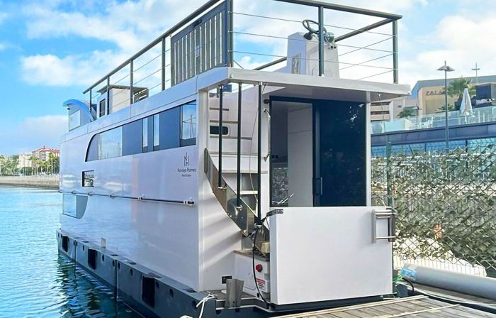 Boat Haus Mediterranean Experience Alcaidesa  la Linea