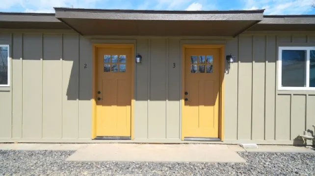 Cozy Updated Apartment Walking Distance to Downtown Fruita