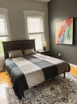 Cozy 1-bedroom apartment with WiFi, AC in charming St. Louis