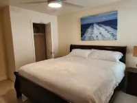 Cozy Glen Abbey retreat-sleeps-6 Hotels near Mercer Botanic Gardens