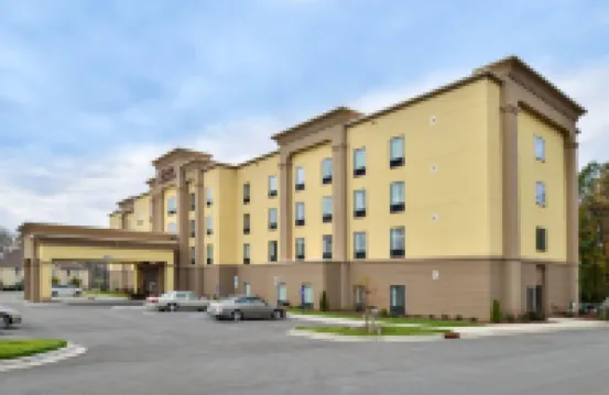 Hampton Inn & Suites Shelby