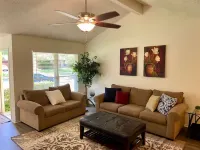 Pet Friendly, Charming 3BR in DFW