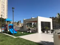 Cozy 2-bedroom 2-bathroomsapartment with great coast view 康孔住宿飯店