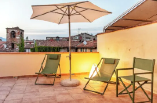 Relaxation and design in the center of Lucca