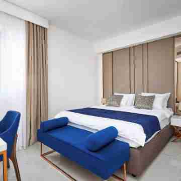 Moderna Luxury Apartments-One bedroom with terrace 2 Rooms