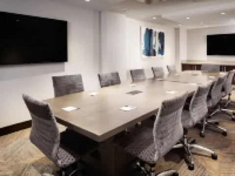 ハンプトン イン & スイーツ ダラス ダウンタウン ダラスのホテル