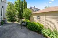 Tranquil 2-bedroom 2 bath condo in charming Boston Hotels in Brighton