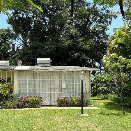 1-bedroom apartment just steps to beautiful west coast beaches!