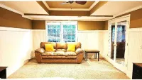 Get cozy in this 2-bedroom garden apartment in peaceful Alpharetta.