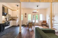 Quiet balcony, close to train station Hotel Lefort Hotel a Guingamp