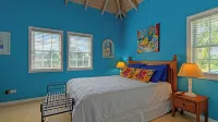 Pirate's Cove:  A Stunning Beachfront Villa on Beautiful Pinney's Beach のホテル