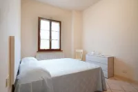 Comfortable quiet and cozy apartment with private parking space Hotels in Pescia