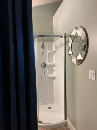 Quiet Garden Hideaway in Ukiah – 1BR Back Unit