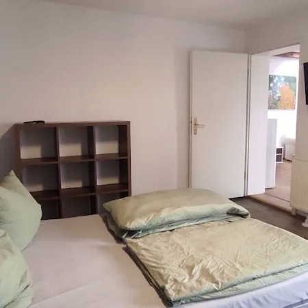 Cottbus City apartment with a view over the rooftops - for stair climbers Отели рядом с достопримечательностью «Стадион "Дружба"»