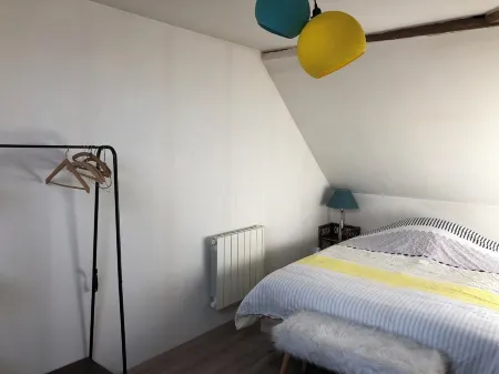 Beaune Nuits: well-kept house, garden, wood stove, great peace and quiet Отели в г. Аржийи