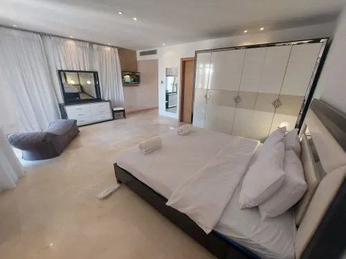 Welcome to Nayah Stays, Amazing villa with private pool & 5 master suites