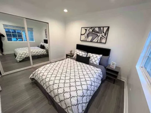 Woodland Hills 3 bedroom w/ pool and spa