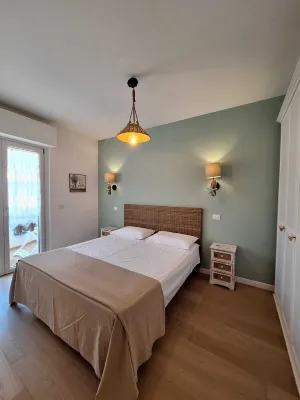 Apartment directly by the sea Marina di Vasto 호텔